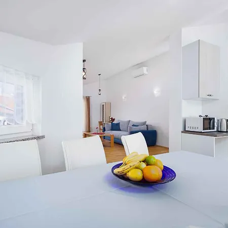 Apartment In Tar Porec - Istrien 45105 Frata